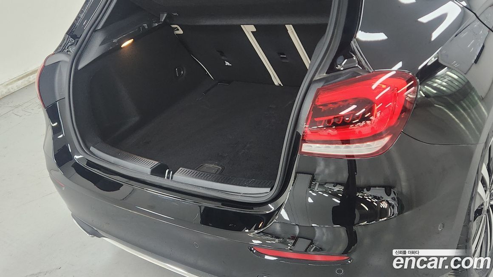 Mercedes-Benz A-Class W177 A220 Hatchback (02.2023)