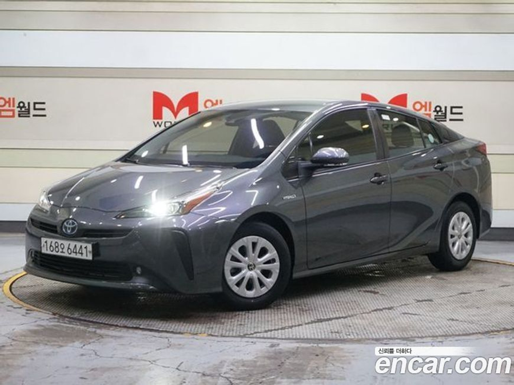 Toyota Prius 4 Generation 1.8 (03.2020)
