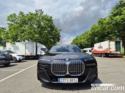 BMW 7 Series (G70) 740d xDrive M Sports (09.2023)