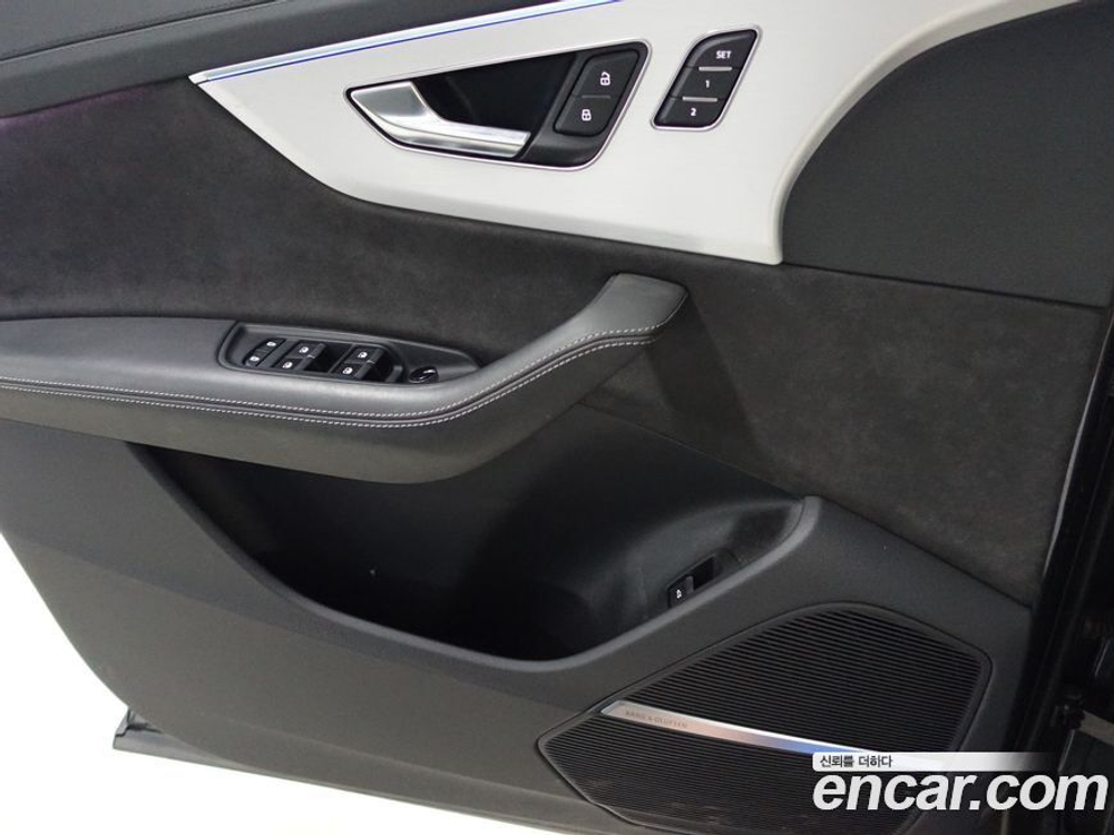 Audi Q8 55 TFSI Quattro Premium (06.2022)