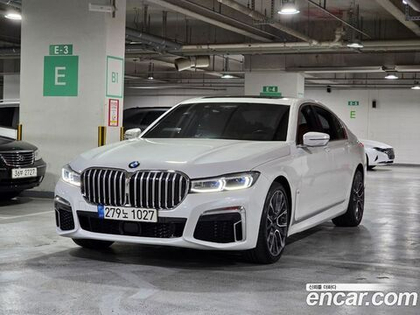 BMW 7 Series (G11) 740i M Sports (06.2022)