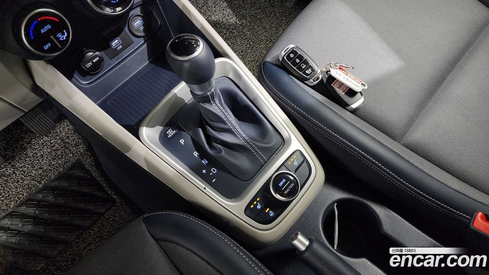 Hyundai Venue 1.6 Modern (08.2020)