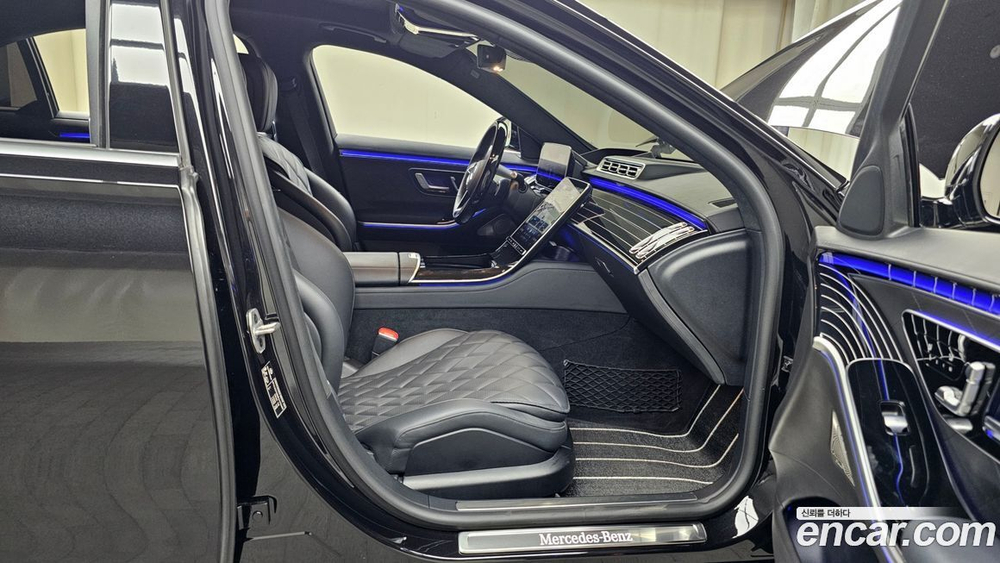Mercedes-Benz S-Class W223 S580L 4MATIC (01.2023)
