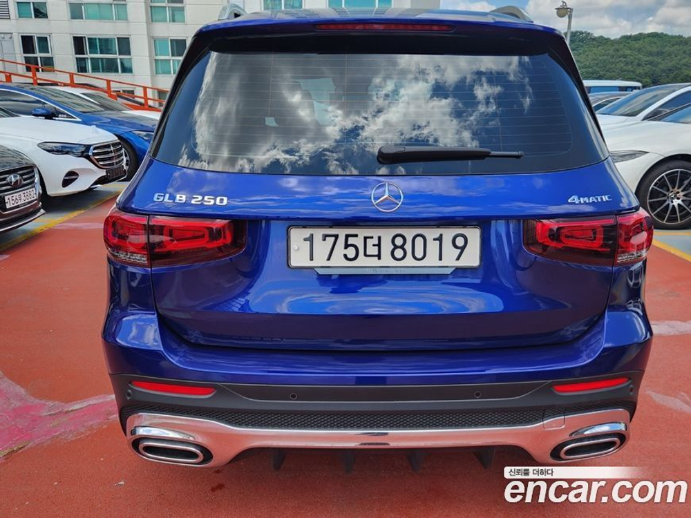 Mercedes-Benz GLB-Class X247 GLB250 4MATIC (07.2023)