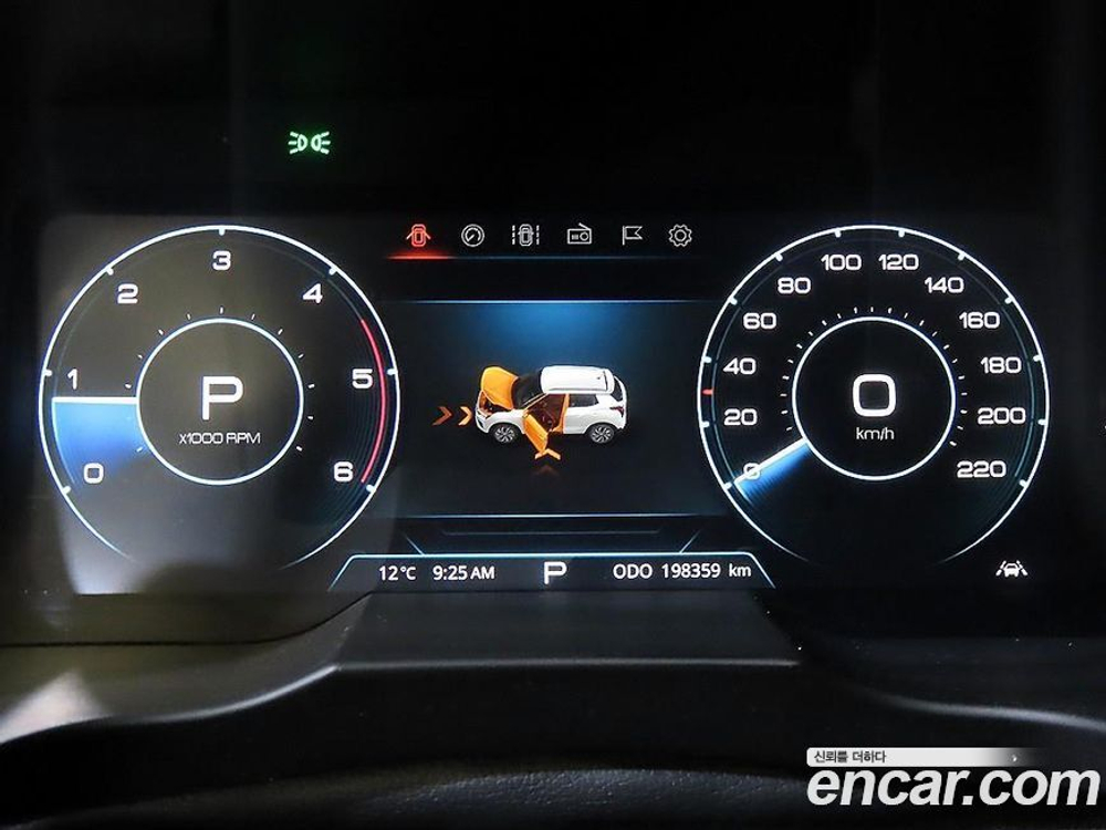 KG Mobility (Ssangyong) Very New Tivoli Дизель 1.6 2WD (01.2021)
