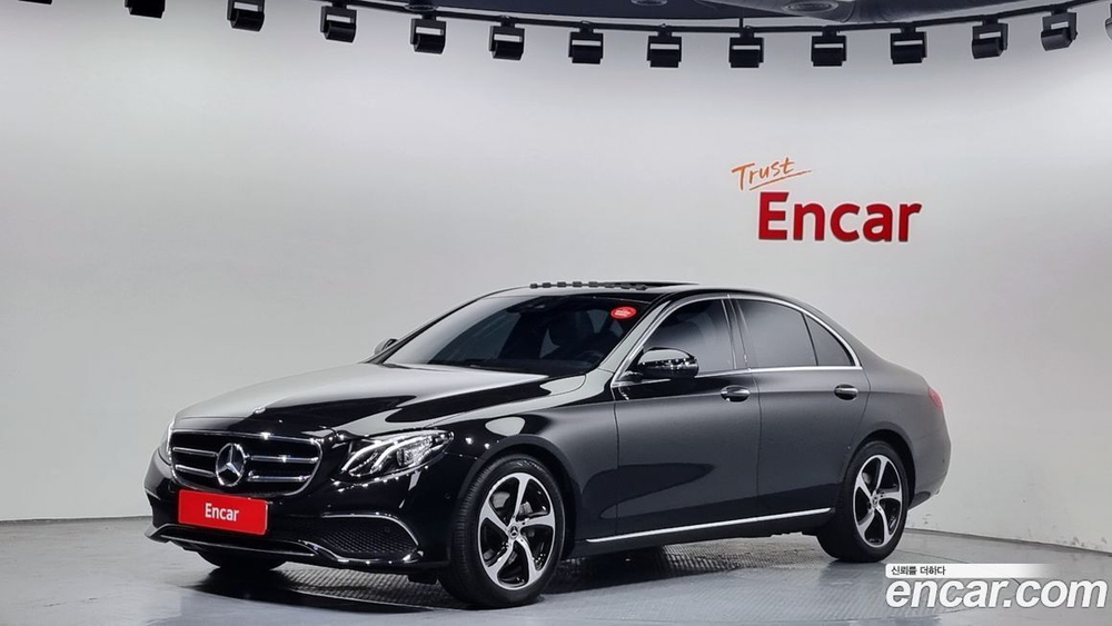Mercedes-Benz E-Class W213 E250 Avangarde (11.2019)