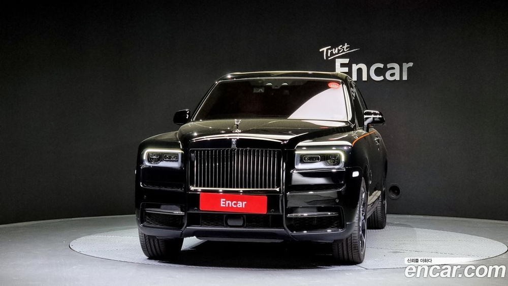 Rolls-Royce Cullinan 6.7 V12 Черный Badge (04.2023)
