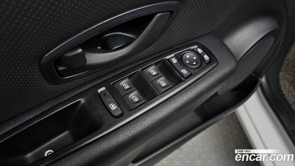 Renault Korea (Samsung) SM3 Neo SE (11.2019)