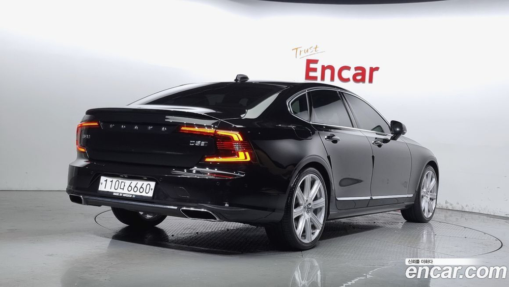 Volvo S90 D5 AWD Inscription (11.2019)