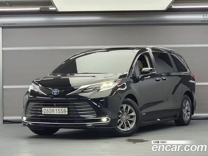 Toyota Sienna 4 Generation 2.5 Hybrid AWD (05.2021)