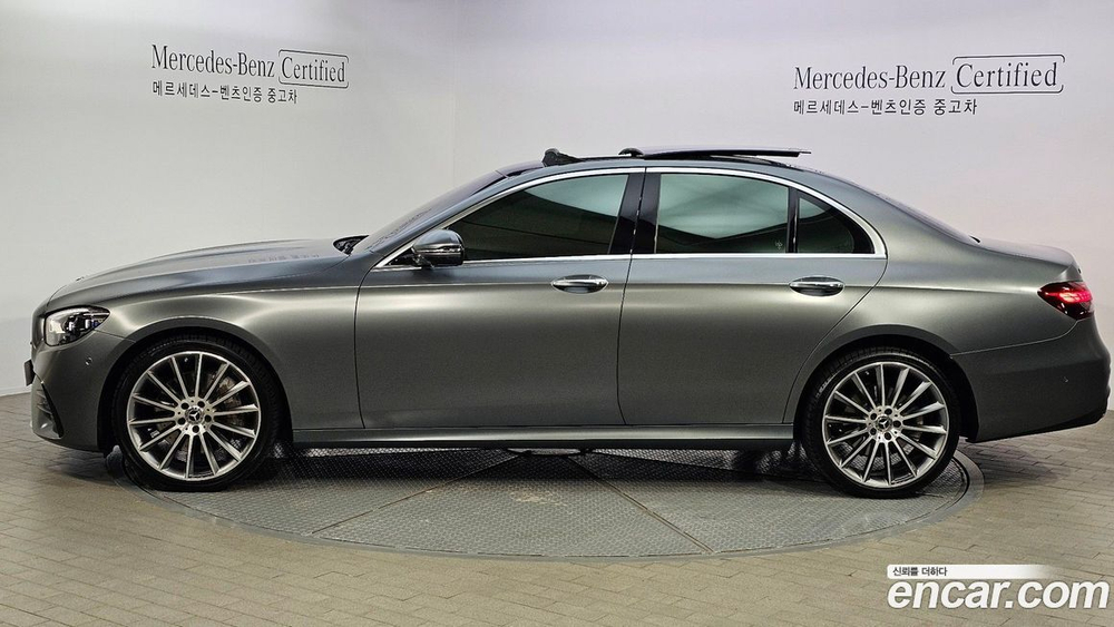Mercedes-Benz E-Class W213 E350 4MATIC AMG Line (08.2022)