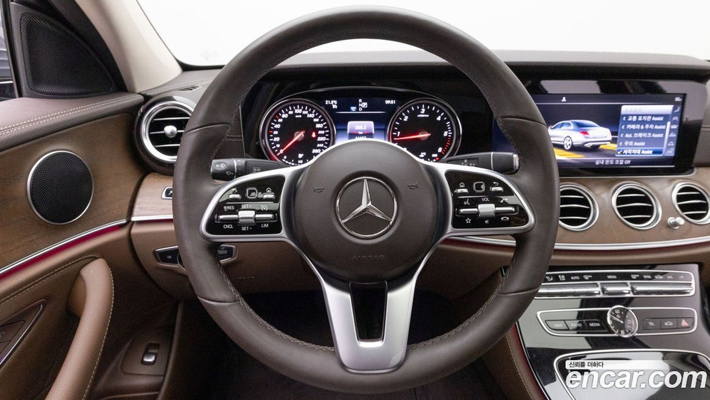 Mercedes-Benz E-Class W213 E220d Exclusive (08.2019)