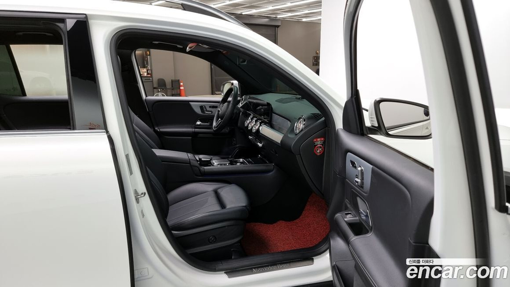 Mercedes-Benz GLB-Class X247 GLB200 d (08.2021)