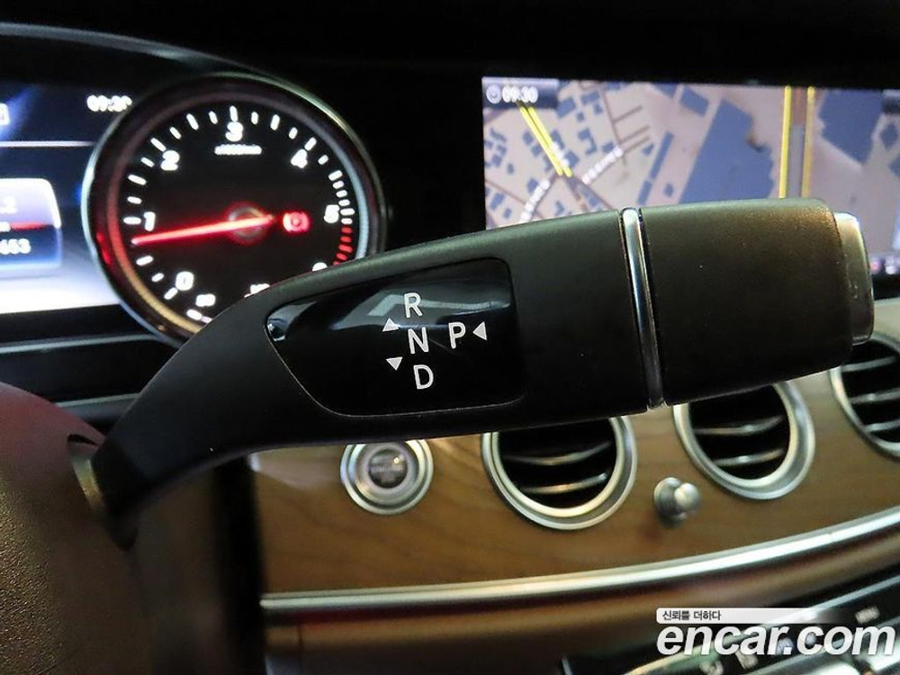 Mercedes-Benz E-Class W213 E220d 4MATIC Exclusive (03.2020)