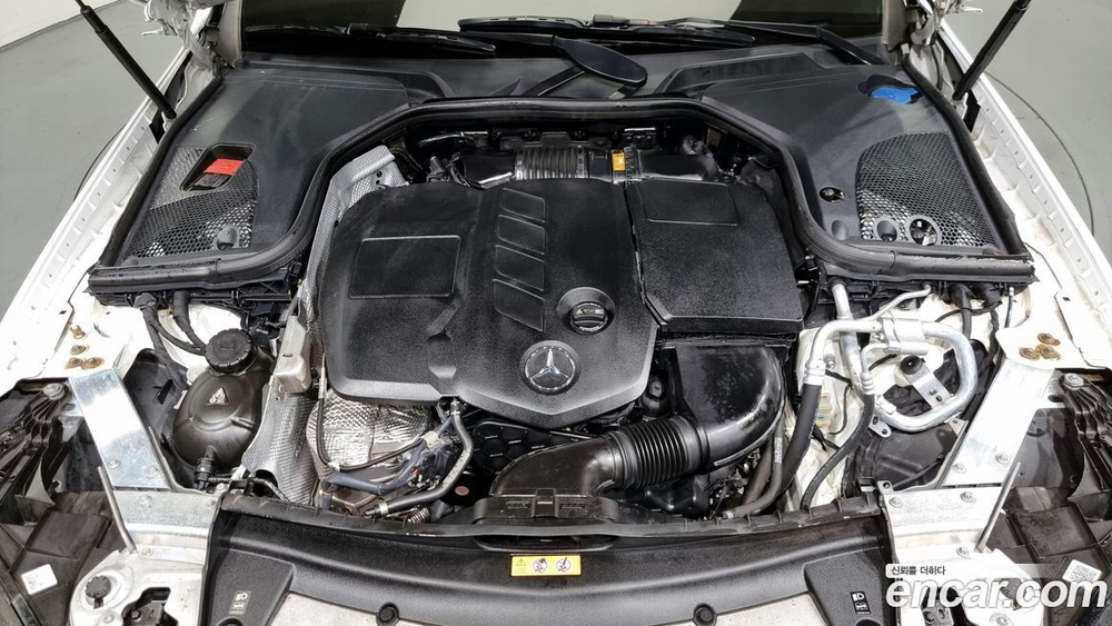 Mercedes-Benz E-Class W213 E220d 4MATIC Exclusive (03.2020)