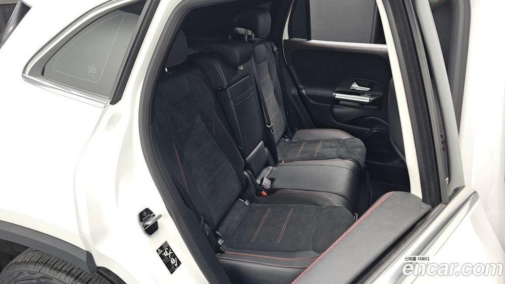 Mercedes-Benz GLA-Class H247 GLA250 4MATIC (12.2022)