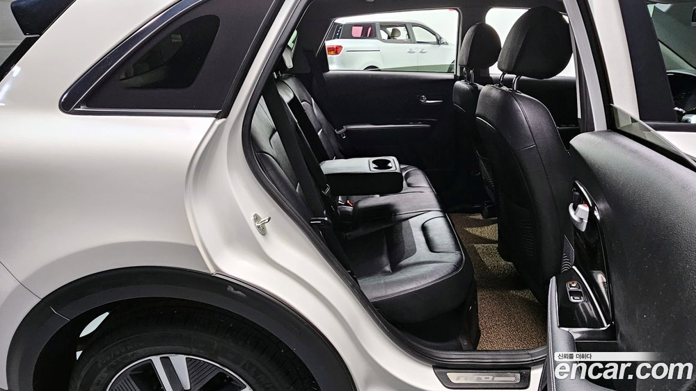 Kia The New Niro 1.6 HEV (09.2020)