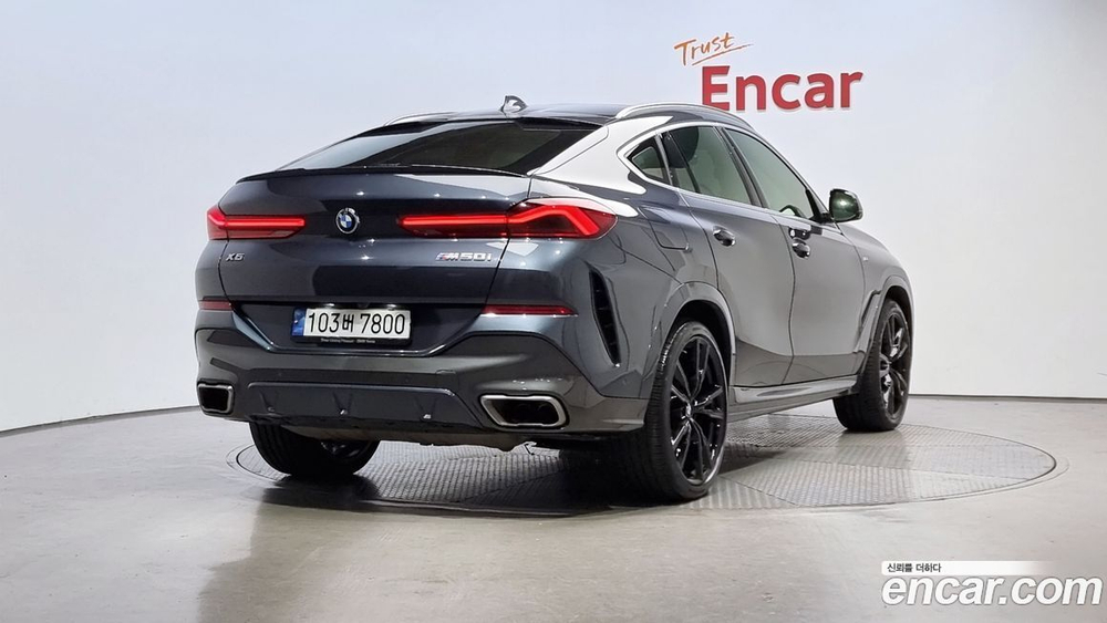 BMW X6 (G06) M50i (03.2022)