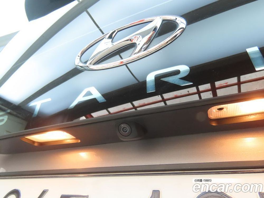 Hyundai Staria Cargo 3-х местный (07.2021)