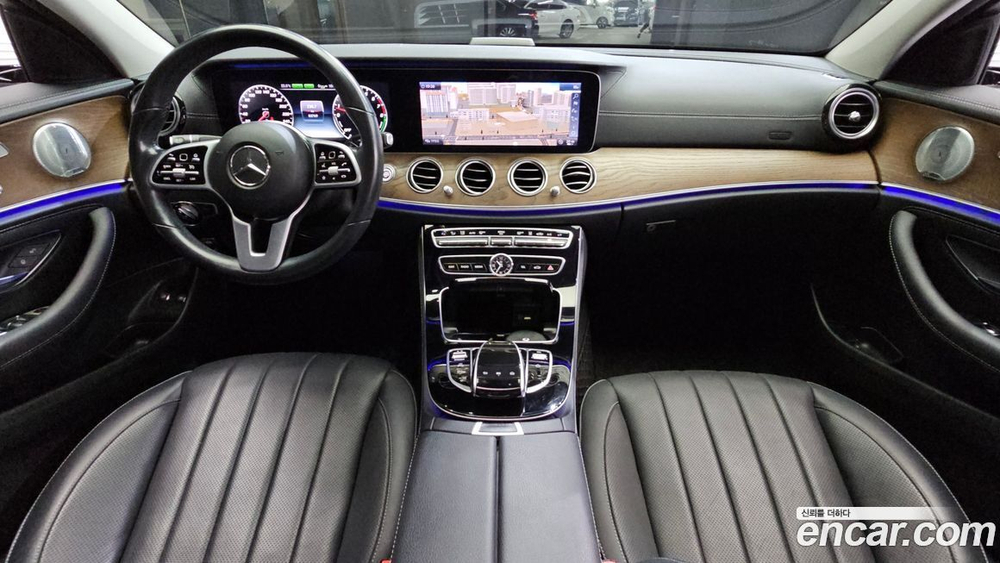 Mercedes-Benz E-Class W213 E300e Exclusive (11.2019)