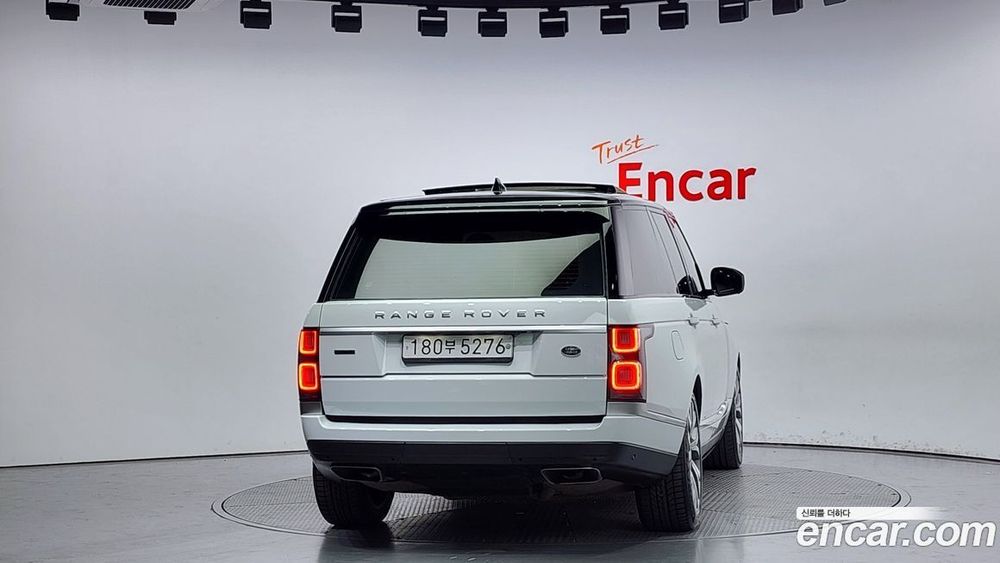 Land Rover Range Rover 4 Generation 4.4 SDV8 AB Дизель (09.2019)