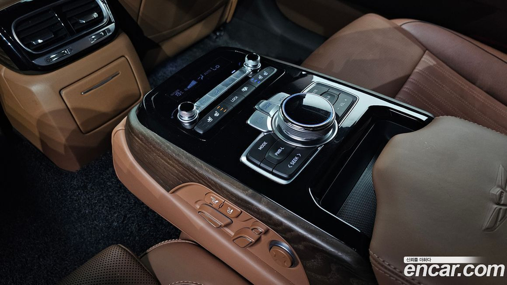 Genesis G90 3.8 AWD (05.2020)