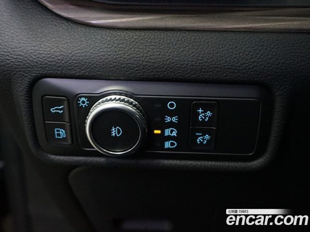 Ford Explorer 6 Generation 3.3 Hybrid (08.2022)