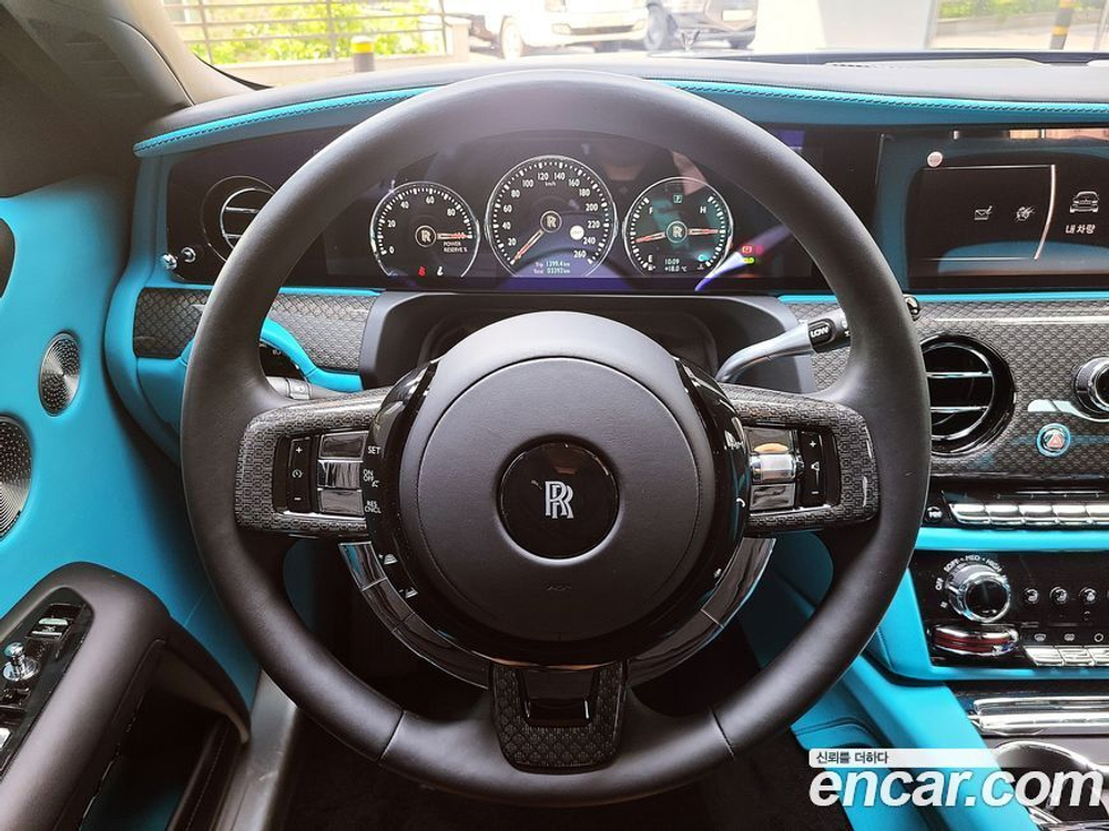 Rolls-Royce Ghost 2 Generation 6.7 V12 Черный Badge (07.2022)