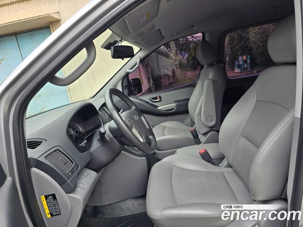 Hyundai The New Grand Starex Van 5인승 (12.2019)