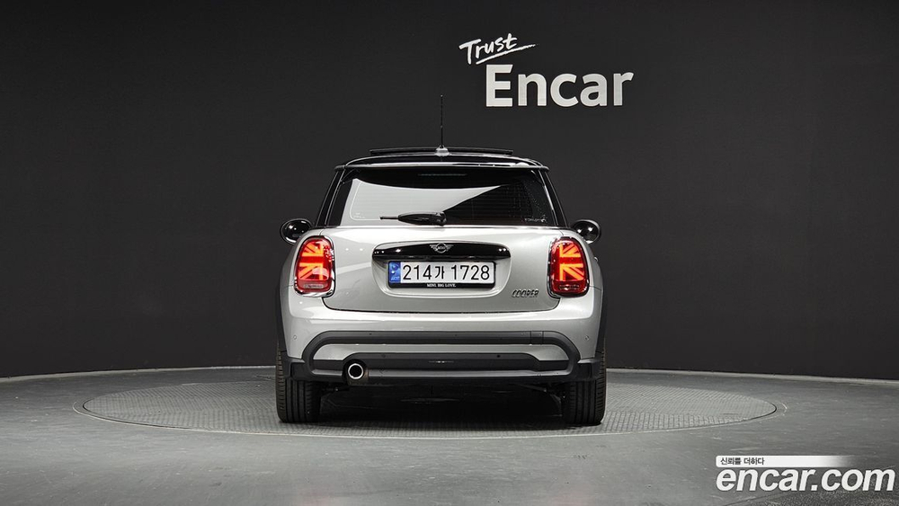 Mini Cooper Classic Plus (11.2023)