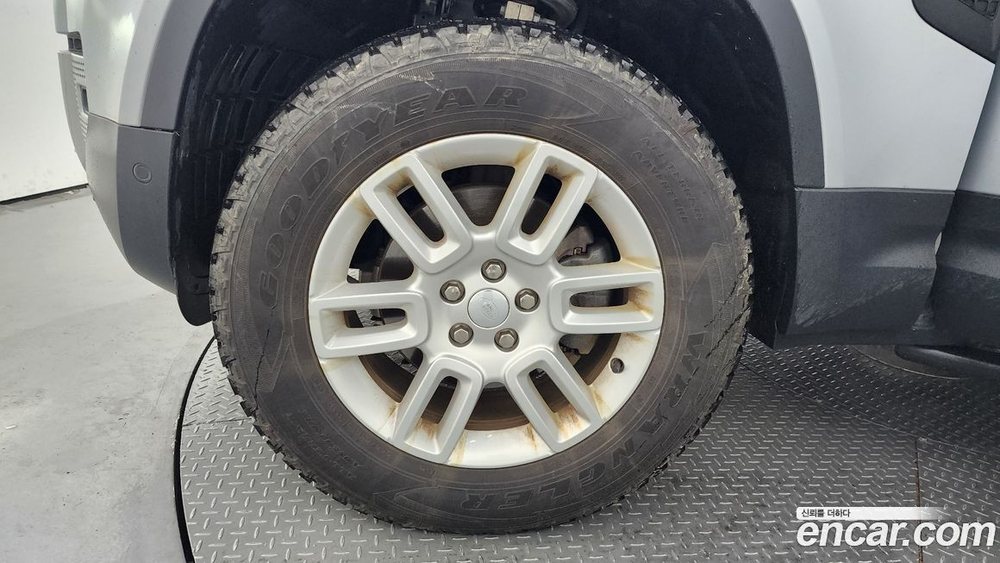 Land Rover Defender (L663) 90 D250 S (05.2023)
