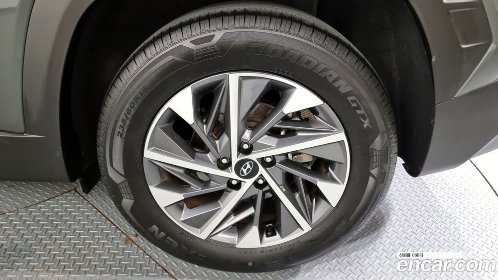 Hyundai Tucson (NX4) Бензин 1.6 Turbo 2WD (12.2021)