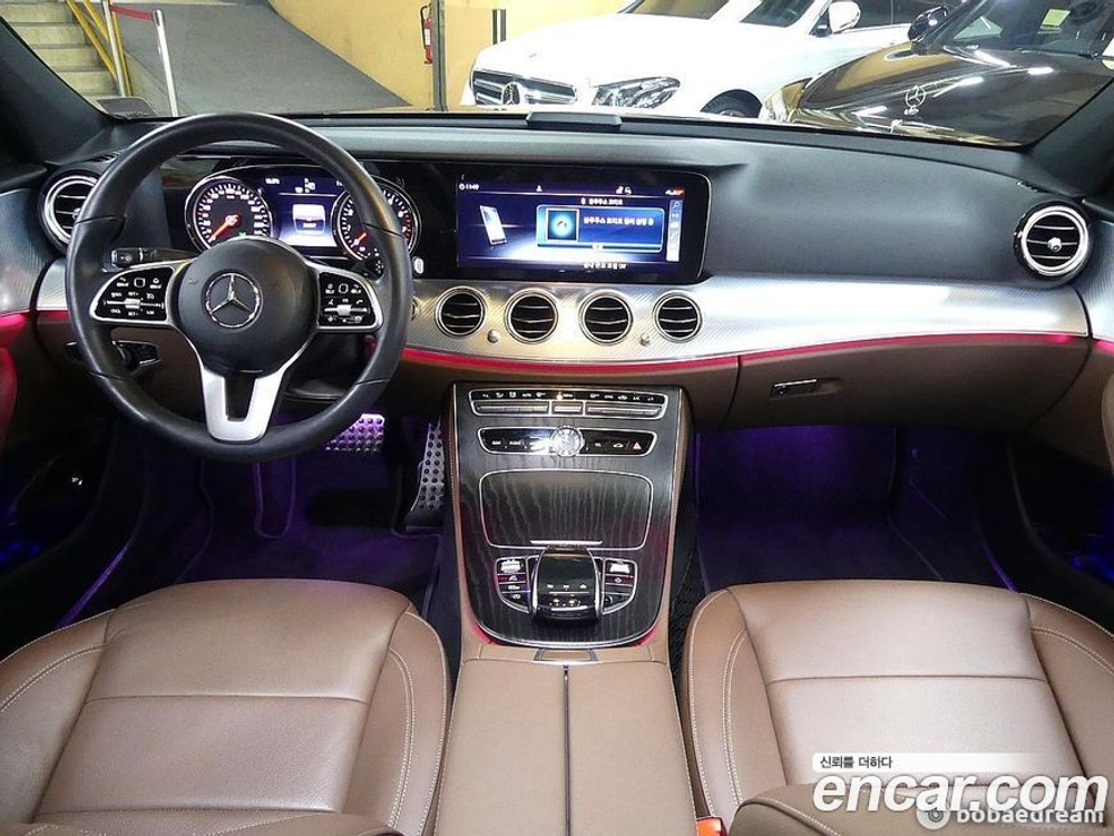 Mercedes-Benz E-Class W213 E250 Avangarde (11.2019)