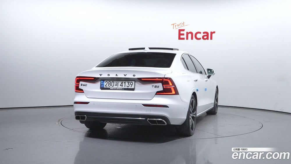 Volvo S60 3 Generation T5 Inscription (01.2020)
