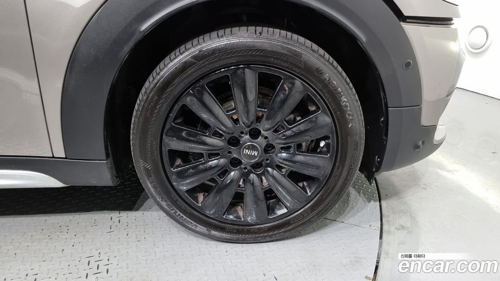 Mini Cooper D Countryman ALL4 HIGH (12.2019)