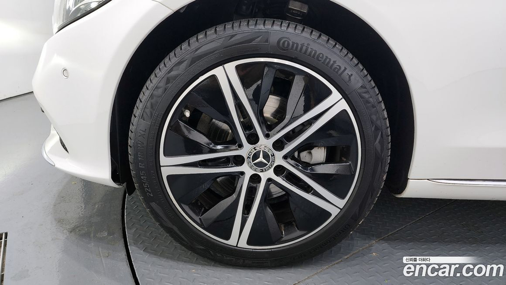 Mercedes-Benz C-Class W205 C220 d 4MATIC Exclusive (10.2019)