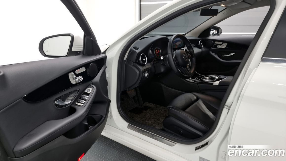 Mercedes-Benz C-Class W205 C200 (11.2019)