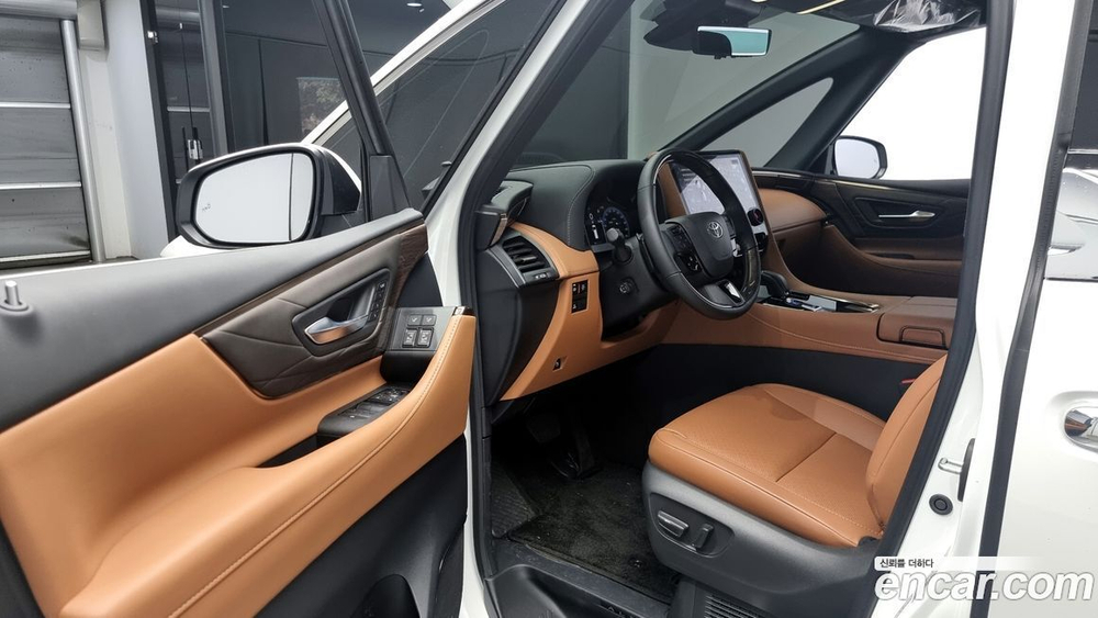 Toyota 알파드 4 Generation Executive 라운지 (11.2023)