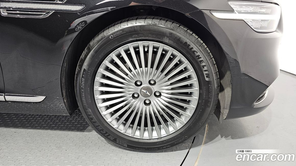 Genesis G90 3.8 AWD (11.2019)