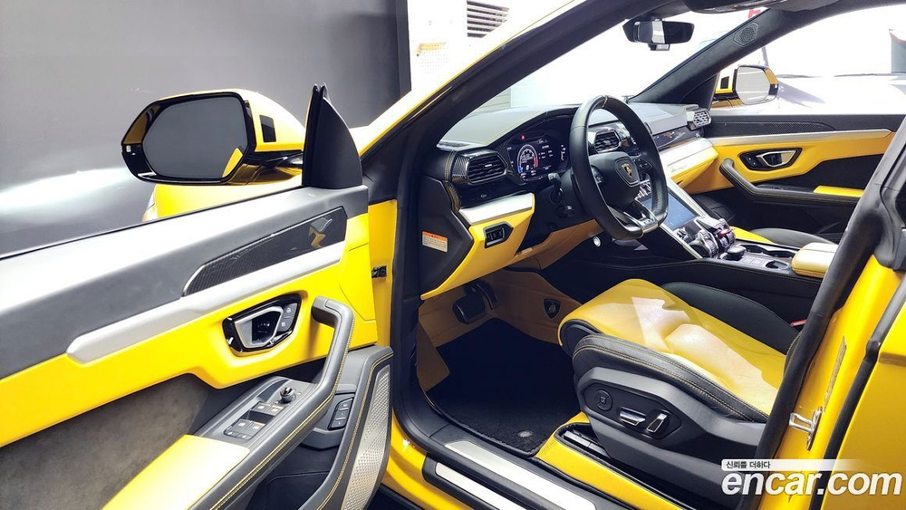 Lamborghini Urus 4.0 V8 (10.2019)