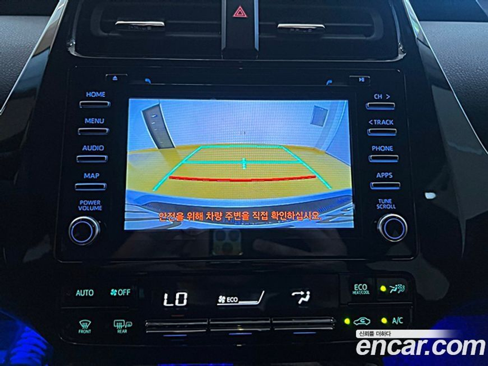 Toyota Prius 4 Generation 1.8 (09.2019)