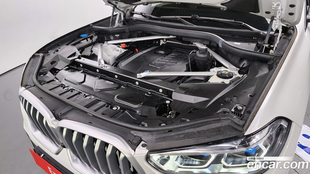 BMW X6 (G06) xDrive40i M Sports (09.2022)