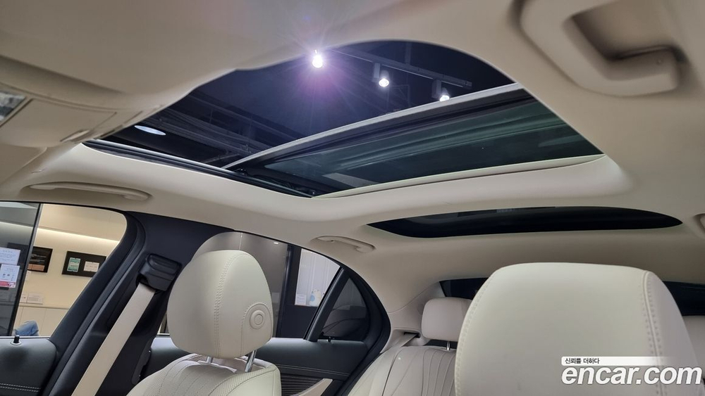 Mercedes-Benz E-Class W213 E450 4MATIC Exclusive (10.2021)