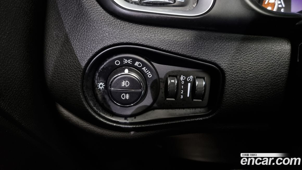 Jeep Renegade 2.4 론지튜드 (06.2021)