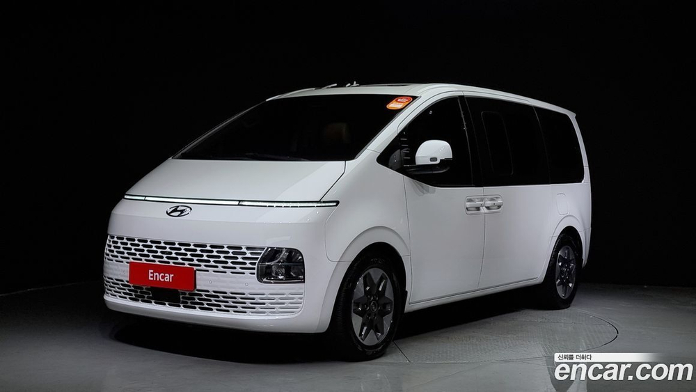 Hyundai Staria Tourer 9-и местный (07.2021)