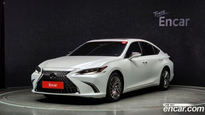 Lexus ES300h 7 Generation Executive (10.2022)
