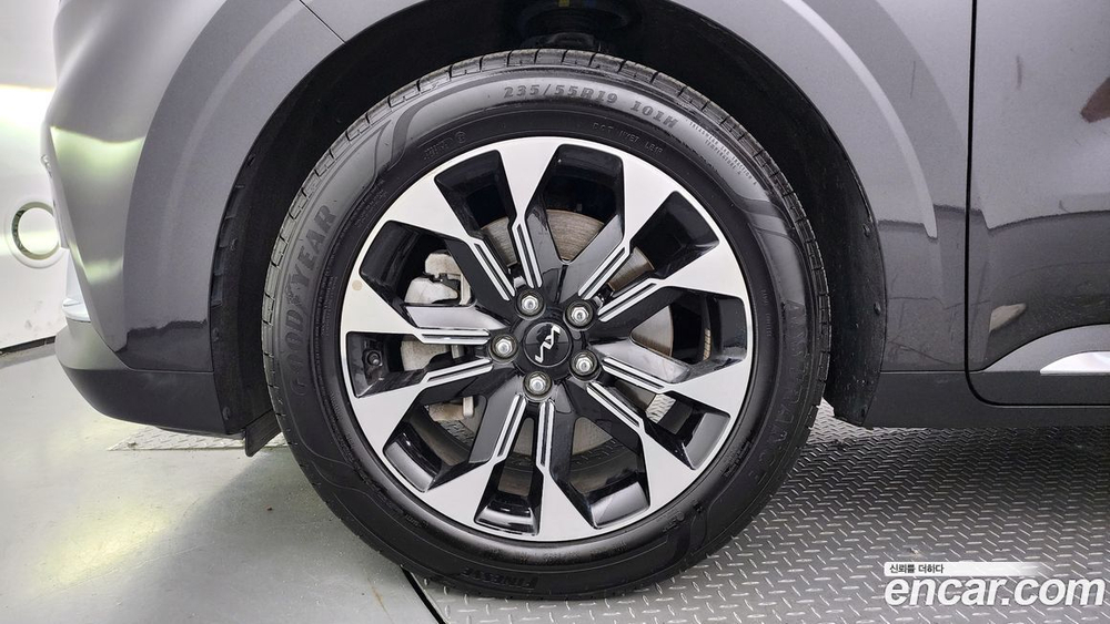 Kia Carnival (Sedona) 4 Generation 9-и местный Noblesse (11.2020)