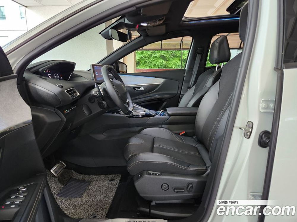 Peugeot 5008 2 Generation 1.2 Pure Tech GT (04.2022)