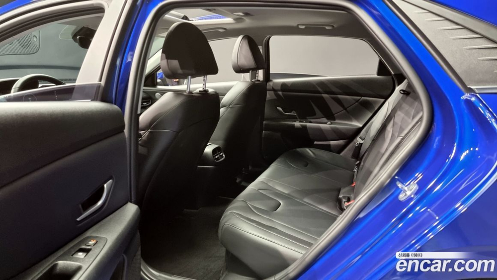 Hyundai Avante Hybrid (CN7) Inspiration (05.2022)