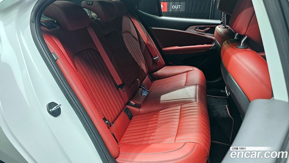 Genesis The New G70 Бензин 2.0T 2WD (06.2022)